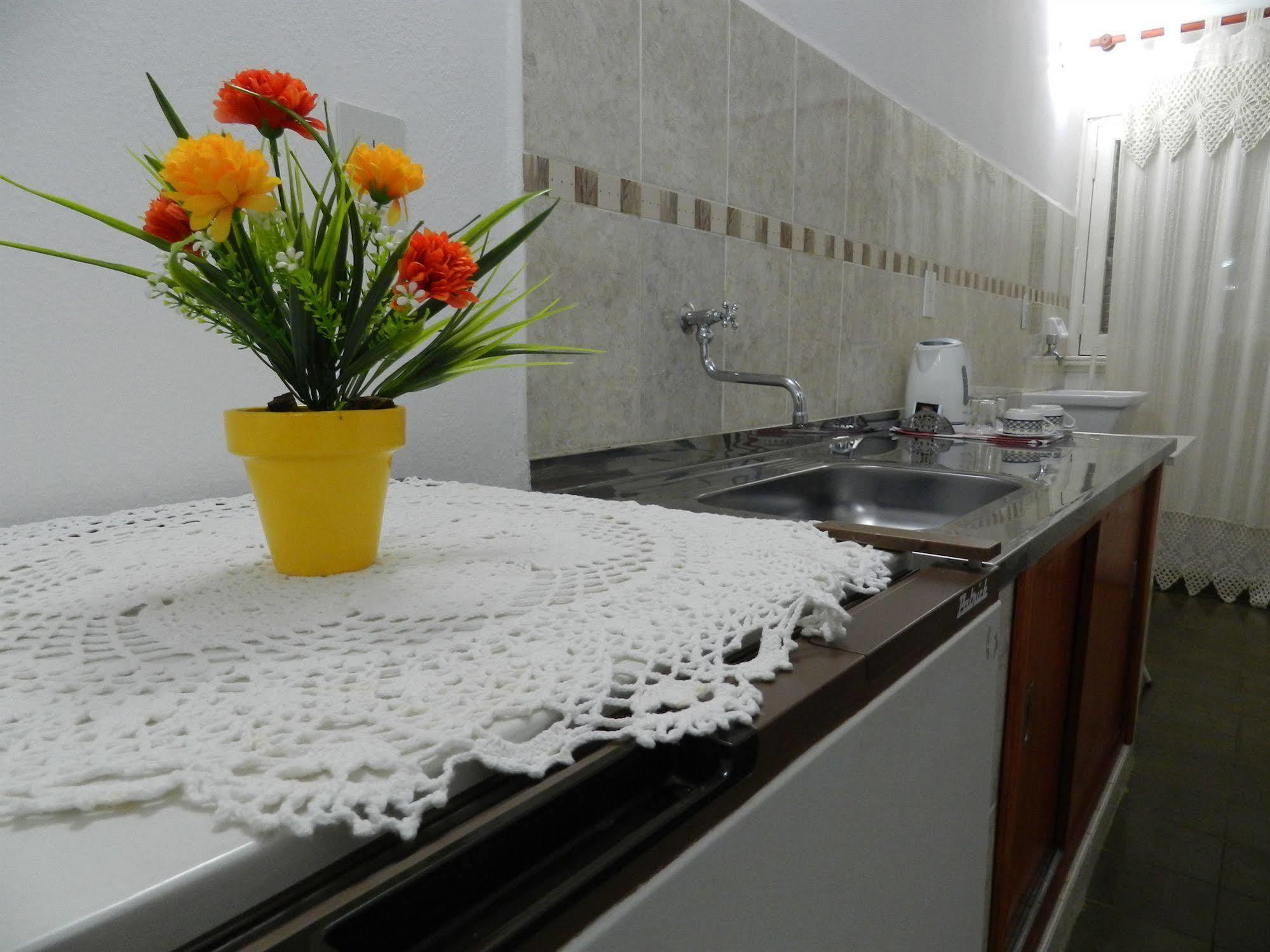Hotel Colon Посадас Екстериор снимка